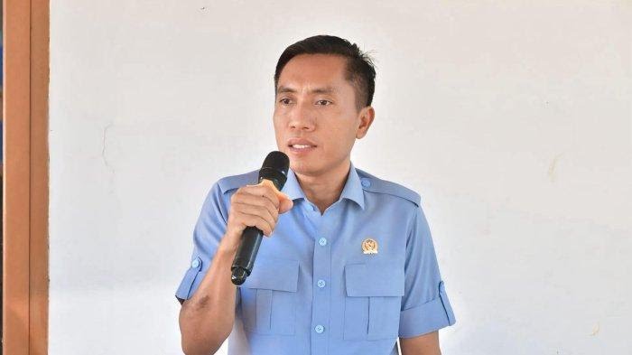 Ketua-Komisi-IV-DPRD-Lampung-Asroni-Paslah-Hari-Pendidikan-Nasional