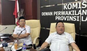 image_750x_682d9f165b297