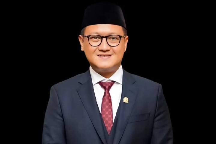 Ketua-DPRD-Lampung-