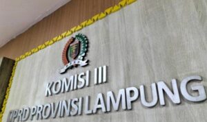 Papan-Nama-Komisi-II-DPRD-Lampung